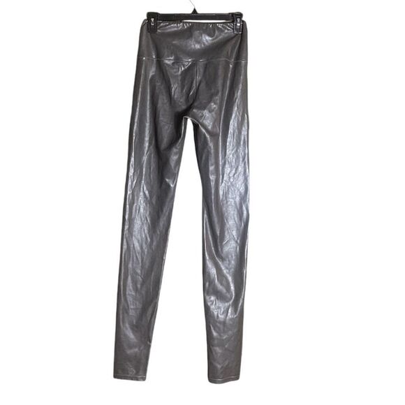 Aritzia Wilfred Free Daria Faux Vegan Leather Skinny Pants Size Medium 📦 - Picture 4 of 10
